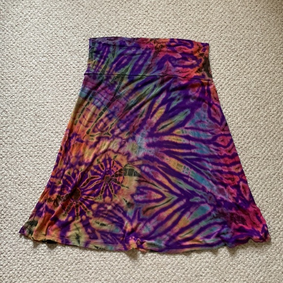 Tie Dye Midi-Skirt - Picture 2 of 3